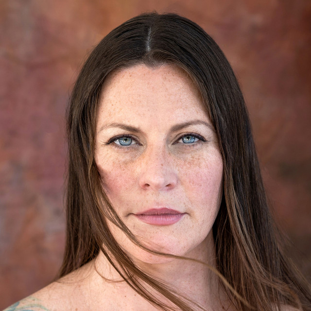 Is Floor Jansen gescheiden?